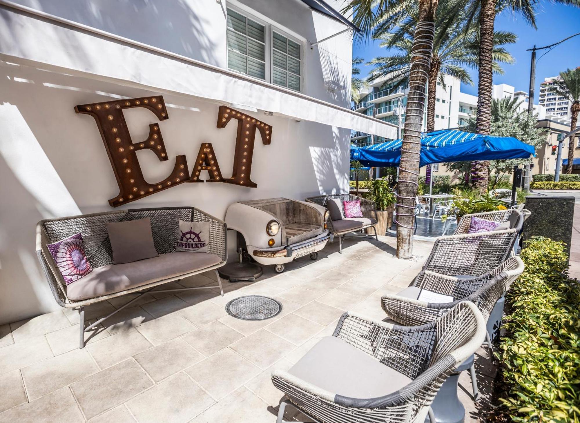 Oceanside Hotel And Suites Miami Beach Exterior foto