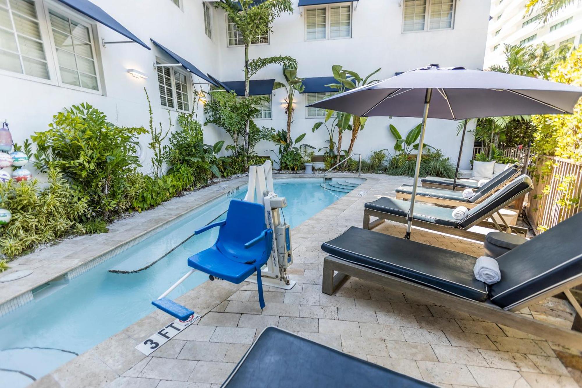 Oceanside Hotel And Suites Miami Beach Exterior foto