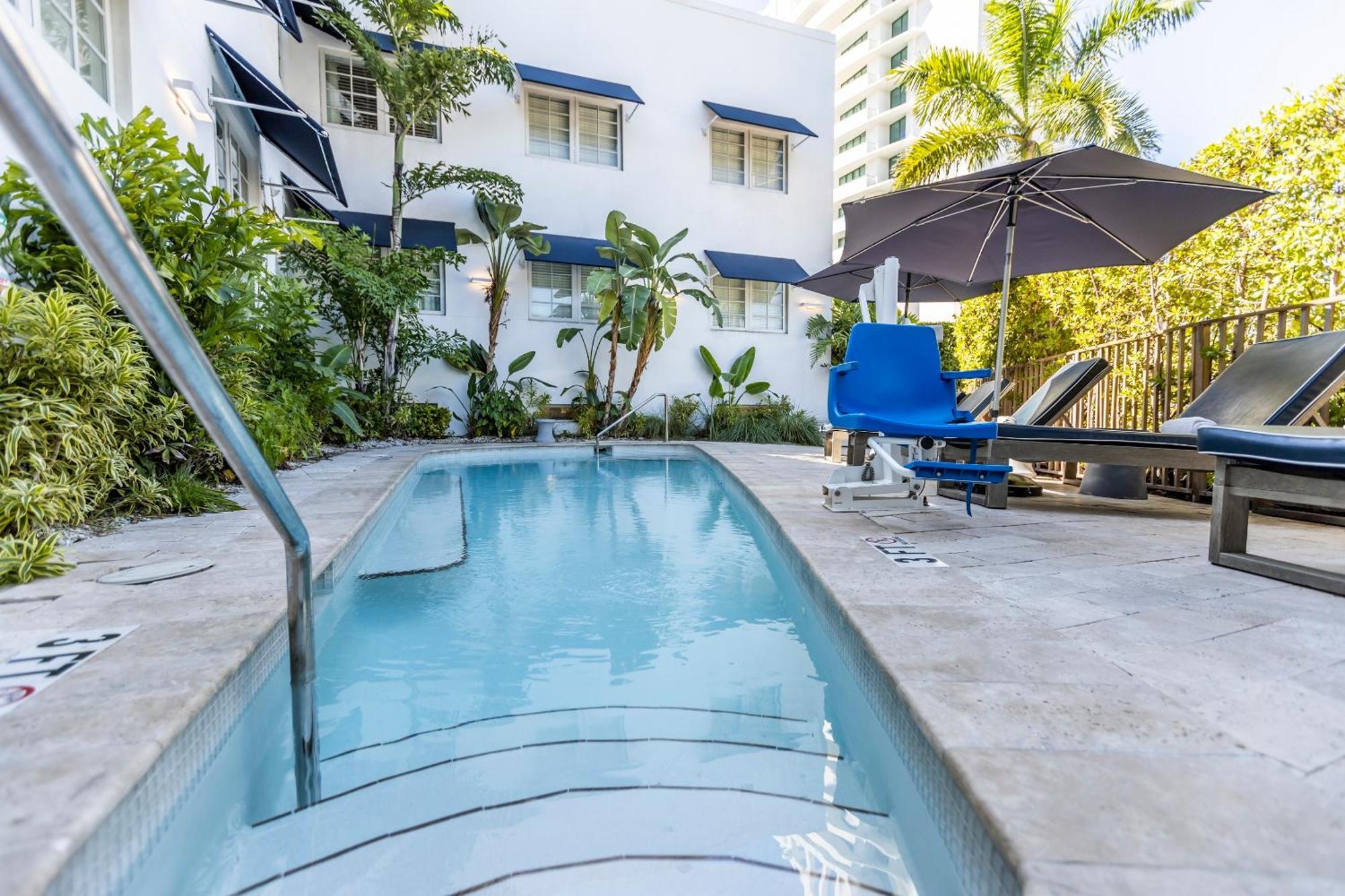 Oceanside Hotel And Suites Miami Beach Exterior foto